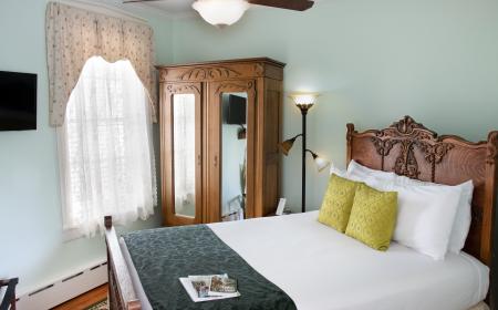 Lititz bed and Breakfast Guest Room